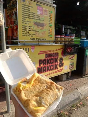 Opinii despre Burger Pakcik dan Makcik în Kuantan - Gastronomi dan perhotelan