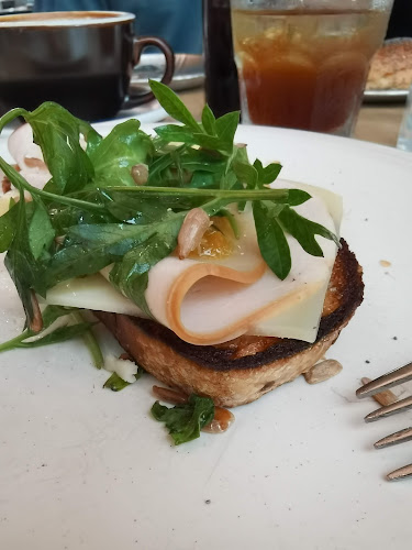 Opinii despre VCR Mont Kiara în Kuala Lumpur - Gastronomi dan perhotelan