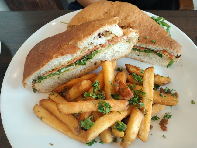 Branta&Geese Restaurant - Gastronomi dan perhotelan