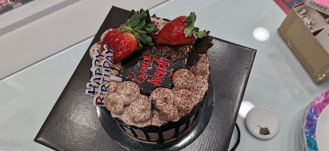 Opinii despre Sunlight Cafe And Cake House în Sitiawan - Gastronomi dan perhotelan