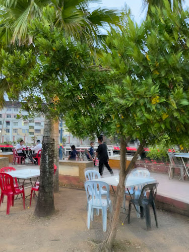 Nasi Lemak Kampung Morten River Line - Gastronomi dan perhotelan