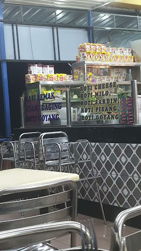 Comentarii opinii despre RESTORAN KARI KEPALA IKAN DEEN