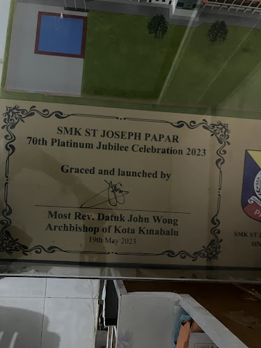 Opinii despre PaparTown în Kota Kinabalu - Gastronomi dan perhotelan