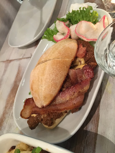 Comentarii opinii despre Fat Tea Macanese Food