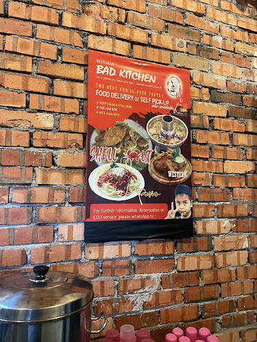 Opinii despre Bad Kitchen Shellout Restaurant în Bagan Serai - Gastronomi dan perhotelan