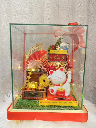 Pure Garden Flower & Gift - Gastronomi dan perhotelan