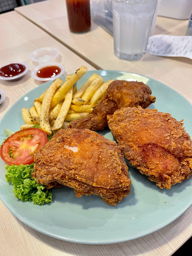 Nomms Pressure Fried Chicken - Gastronomi dan perhotelan
