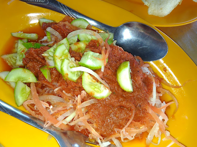 Comentarii opinii despre Kak Wan Shell Out