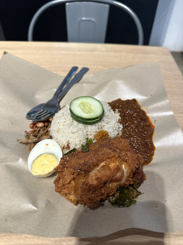 71, Jalan Molek 3/1, Taman Molek, 81100 Johor Bahru, Johor Darul Ta'zim