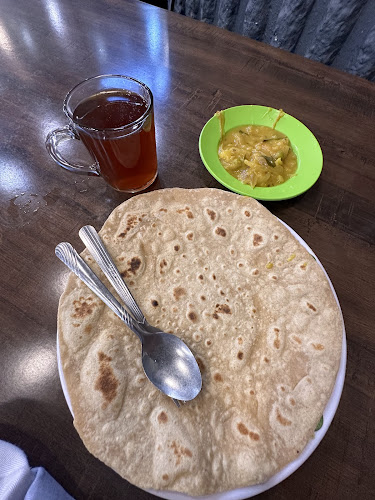 Sup Haji Abu & Nasi Kandar Jamal Mohamed (Bawah Pokok) (KLCC)