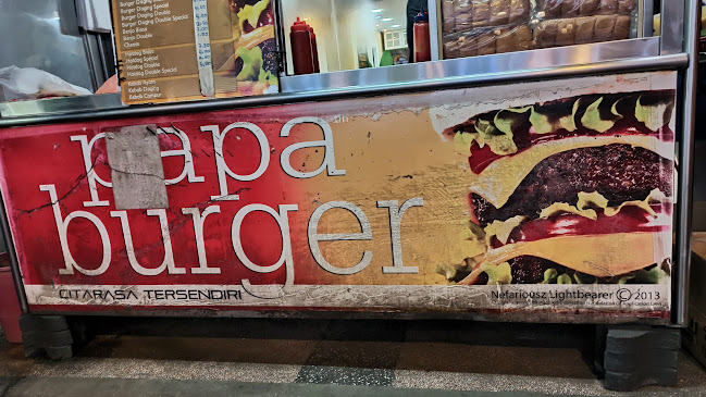 Opinii despre Papa Burger & Kebab Roti John în Kuala Lumpur - Gastronomi dan perhotelan