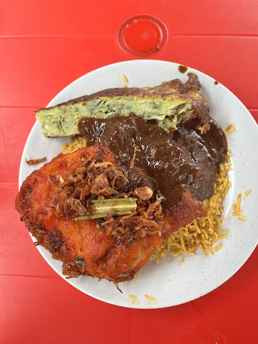 Opinii despre NASI KANDAR KAPITAN MAJU în George Town - Gastronomi dan perhotelan