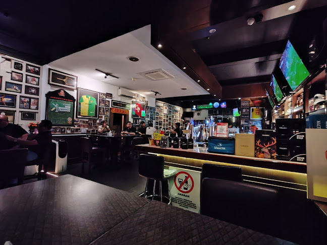 HOF Cafe Brighton Square - Gastronomi dan perhotelan