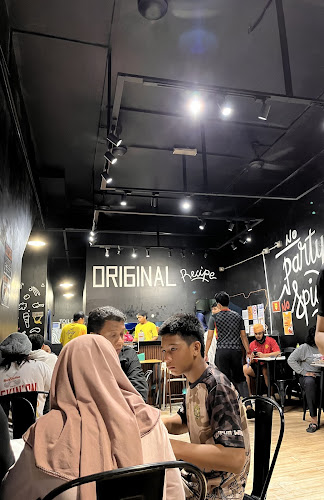 Opinii despre Ayam Gepuk Top Global în Shah Alam - Gastronomi dan perhotelan