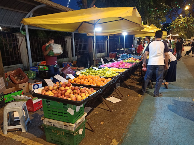 Pasar Malam Jalan Berhala Brickfields - Gastronomi dan perhotelan