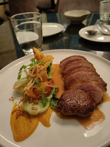 Atapas - Gastronomi dan perhotelan