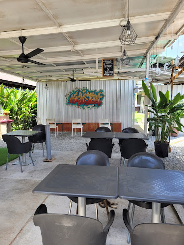 Opinii despre Mula Coffee Bar by KICKSTART în Alor Gajah - Gastronomi dan perhotelan