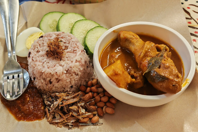 Opinii despre Indah Cafe. Event Space Rental. Trips. Cooking Class (Halal) în Kuching - Gastronomi dan perhotelan