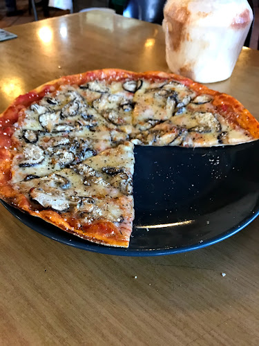 Old Lantern Pizza