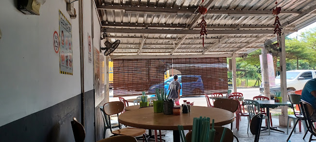 Ah Yan Fish Noodle 阿燕鱼面 - Gastronomi dan perhotelan