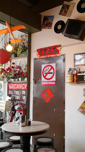 Opinii despre pasar lama kopitiam 舊街頭小二板麵 în Kulim - Gastronomi dan perhotelan