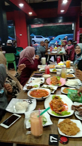 Opinii despre BO's Cafe Awok Iter în Kuala Terengganu - Gastronomi dan perhotelan