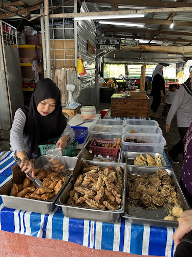 Warung Pak Din Palm Grove Klang