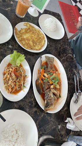 BANGKOK PINTHO CAFE @ Menara PjH waterfront - Gastronomi dan perhotelan