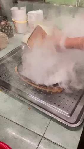 RESTORAN MATAHARI CINTA MAJU