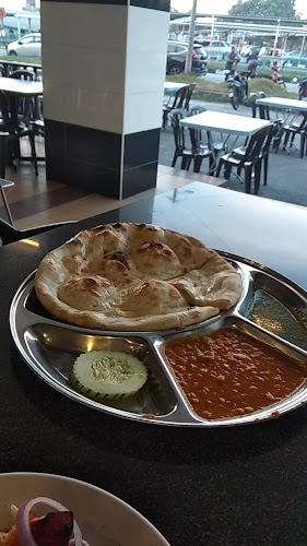 Comentarii opinii despre Restoran Nasi Kandar Al Hijrah | Station 18