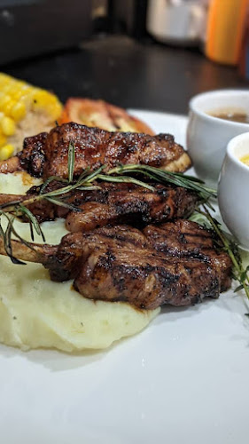 TRE NOMI WESTERN & COFFEE - Gastronomi dan perhotelan