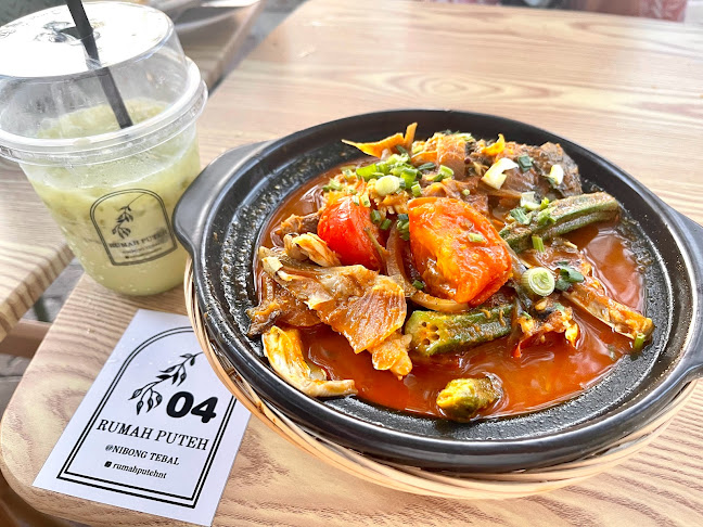 Opinii despre RUMAH PUTEH @ Nibong Tebal în Nibong Tebal - Gastronomi dan perhotelan