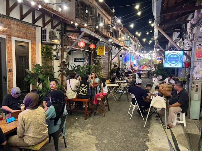 THE BRIDGE CAFE - Gastronomi dan perhotelan