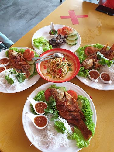D'ilham Seafood 1
