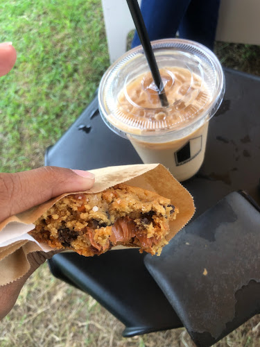 Comentarii opinii despre BARNHOUZ Coffee & Cookies