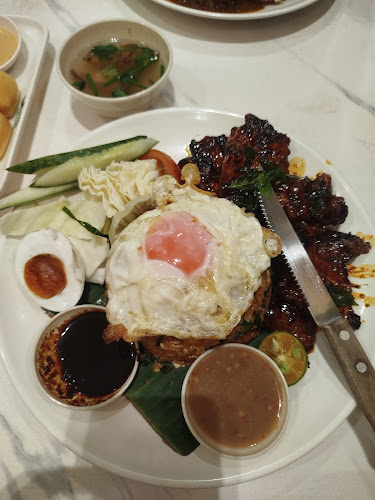 Comentarii opinii despre Rasa Kaw Kaw Kuching