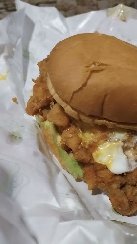 Opinii despre Lan Burger Chicken Crispy în Kuala Lumpur - Gastronomi dan perhotelan