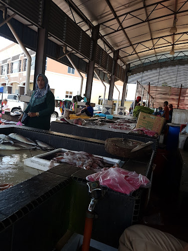 Comentarii opinii despre Pasar Bukit Tunggal