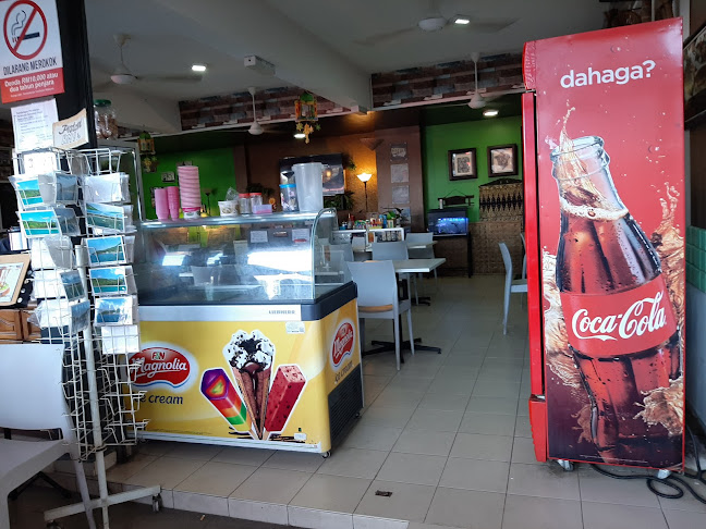 Kuala Besut Terminal Cafe - Besut