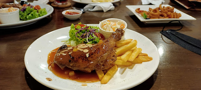 Country Road Cafe - Gastronomi dan perhotelan