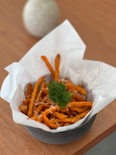 Opinii despre Breathtaking Cafe în Kajang - Gastronomi dan perhotelan