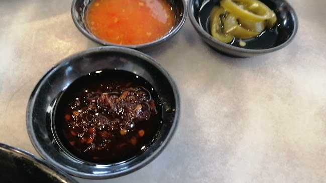 Twins Signature Roast Duck - Gastronomi dan perhotelan