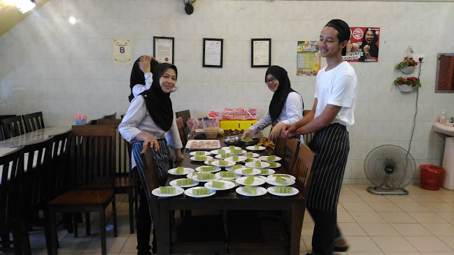 Restoran Alisha Seafood - Gastronomi dan perhotelan