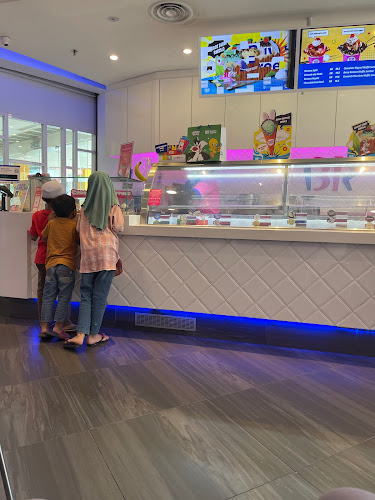 Opinii despre Baskin Robbins Metro Point în Kajang - Gastronomi dan perhotelan