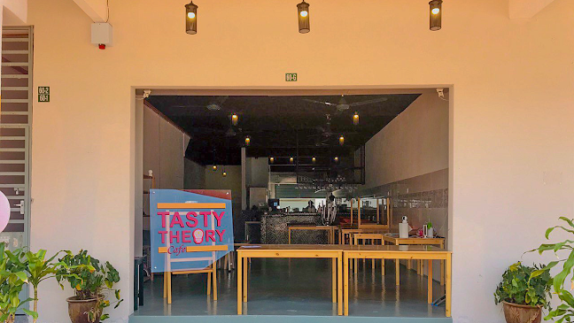 Tasty Theory Cafe
