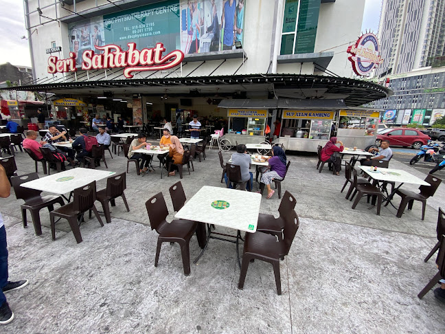 Opinii despre Seri Sahabat în Melaka - Gastronomi dan perhotelan