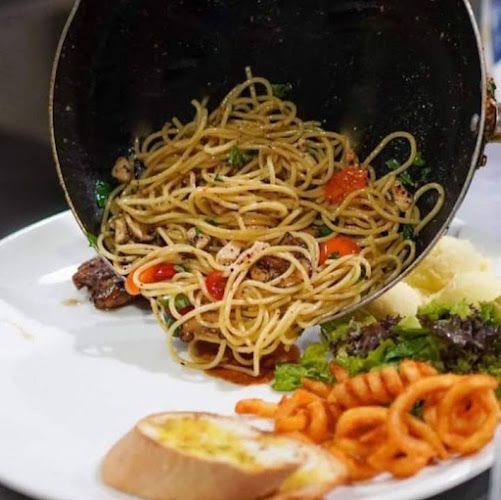 Opinii despre Martion Western Food în Kuala Dungun - Gastronomi dan perhotelan