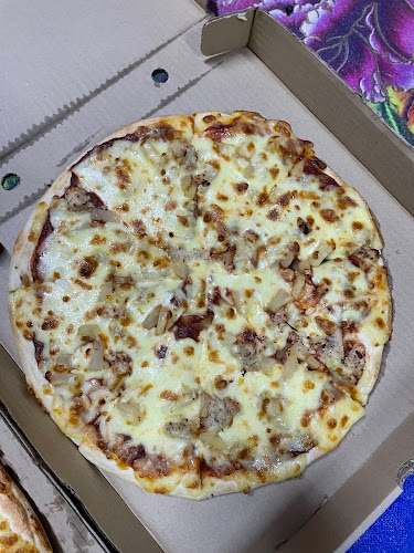 Pizza Hut Teluk Intan - Gastronomi dan perhotelan