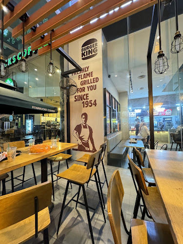 Burger King • Plaza Low Yat - Gastronomi dan perhotelan