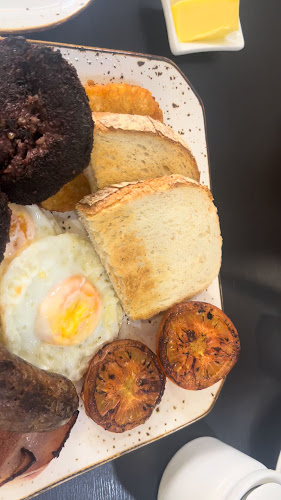 Opinii despre Sausage KL Cafe & Deli în Kuala Lumpur - Gastronomi dan perhotelan